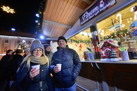 Ünnepváró programok a Belvárosban advent utolsó hétvégéjén